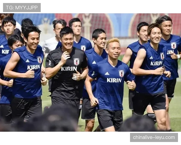 日本队登顶亚洲足球之巅,实力与团结铸就辉煌表现 日本队登顶亚洲足球之巅,实力与团结铸就辉煌表现