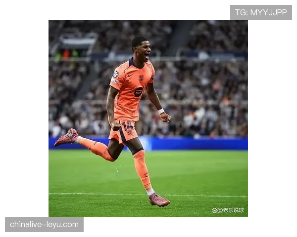 拉什福德技术蜕变驱动曼联复兴,全面表现彰显核心战术价值 拉什福德技术蜕变驱动曼联复兴,全面表现彰显核心战术价值