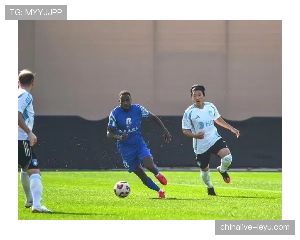 上海申花冬训计划稳步推进，备战新赛季状态回暖