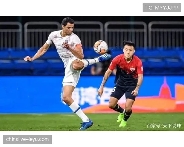 边路哑火，申花真就只会挤中路了？