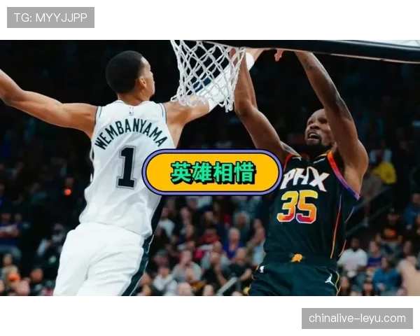 班·西蒙斯突破助詹姆斯制造错位，三分效率明显下滑